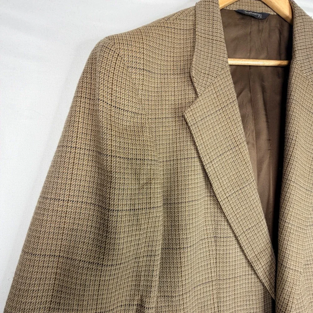 Vintage Burberrys Blazer 48 Brown Tan Check 100% Wool old money sports coat